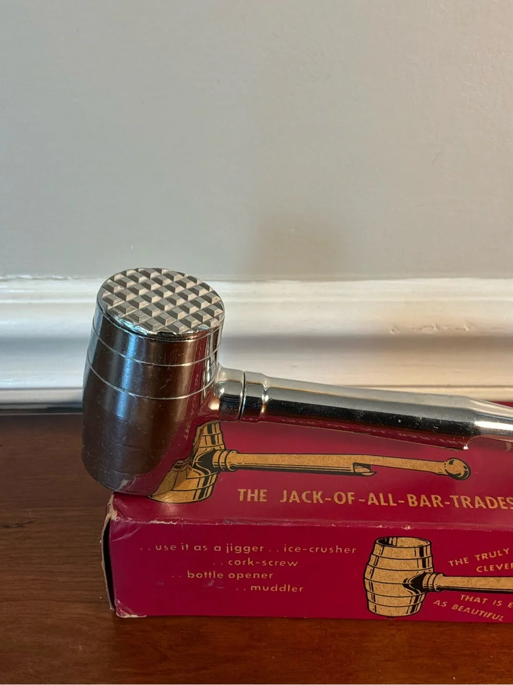 Anchor Hocking Red and Gold Bar Jack